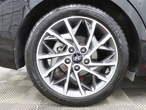 Used 2020 Hyundai Elantra Limited w/ Cargo Package (C1) image 37