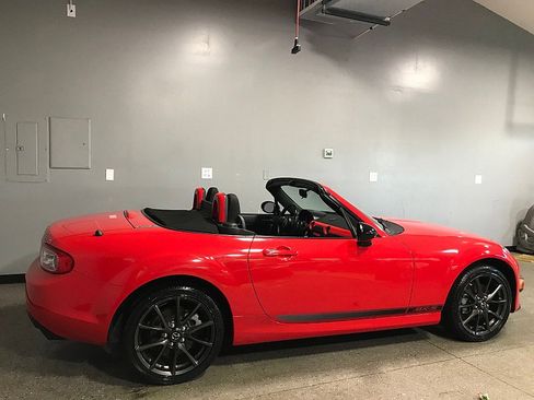 Used 2014 MAZDA MX-5 Miata Club image 5
