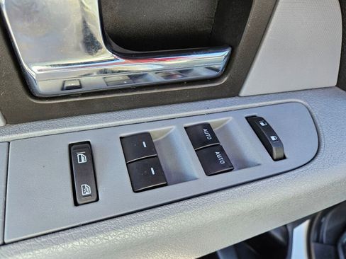 Used 2013 Ford F150 XLT w/ Luxury Equipment Group image 16