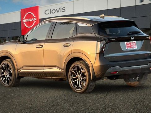 New 2026 Nissan Kicks SR image 7