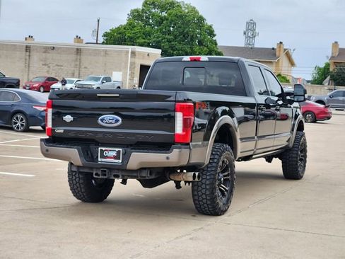 Used 2019 Ford F350 King Ranch w/ King Ranch Ultimate Package AWD/4WD image 15