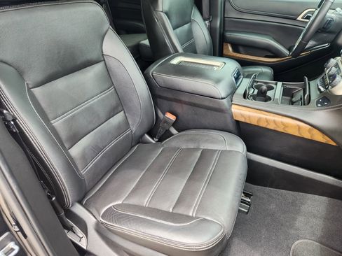 Used 2020 GMC Yukon Denali w/ Denali Ultimate Package AWD/4WD image 14