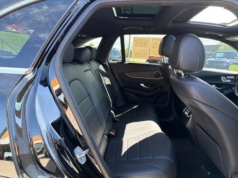 Used 2021 Mercedes-Benz GLC 300 w/ Premium Package image 32