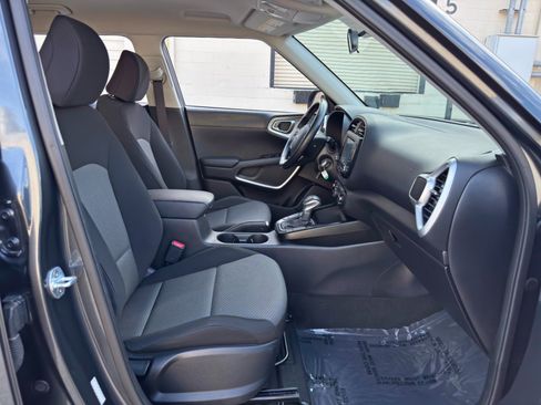 Used 2020 Kia Soul X-Line FWD image 14