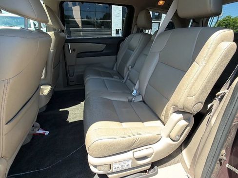 Used 2015 Honda Odyssey Touring Elite image 39