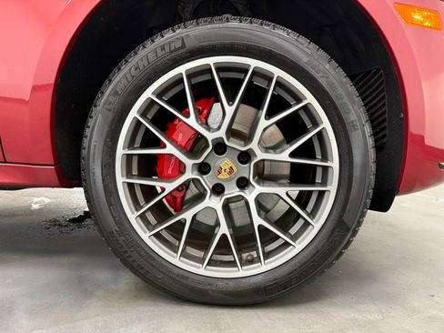 Used 2015 Porsche Macan Turbo w/ Premium Package Plus AWD/4WD image 83