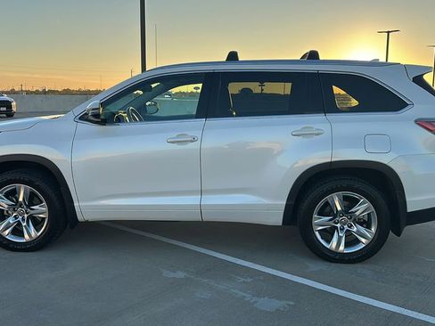 Used 2016 Toyota Highlander Limited image 10