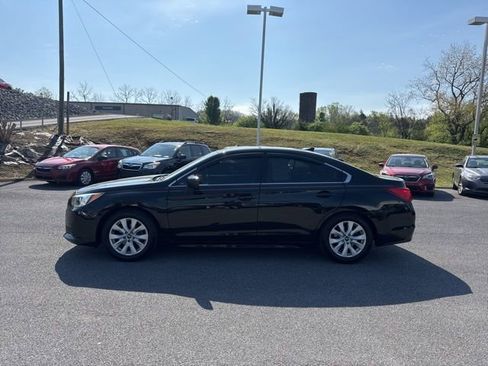 Used 2017 Subaru Legacy 2.5i Premium image 5