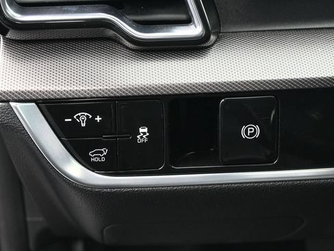 Used 2023 Kia Sportage SX FWD image 16