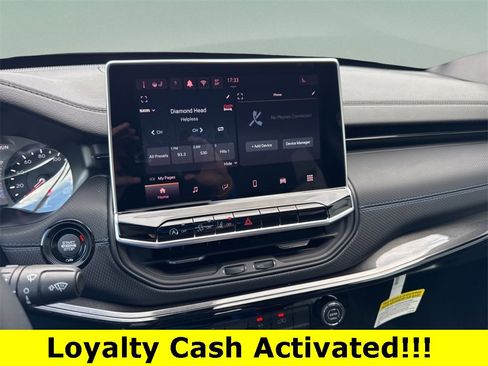 New 2026 Jeep Compass Latitude image 11