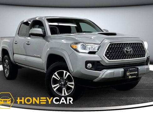 Used 2019 Toyota Tacoma TRD Sport w/ Technology Package AWD/4WD image 1