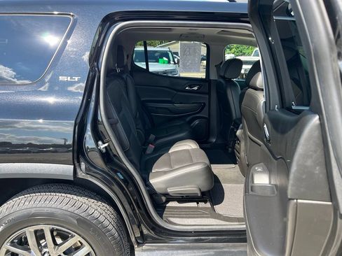 Used 2017 GMC Acadia SLT AWD/4WD image 20