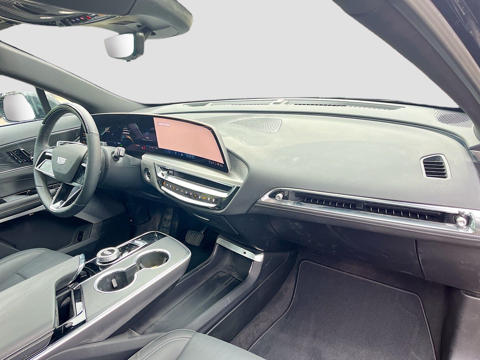 Used 2025 Cadillac Lyriq Sport AWD/4WD image 30