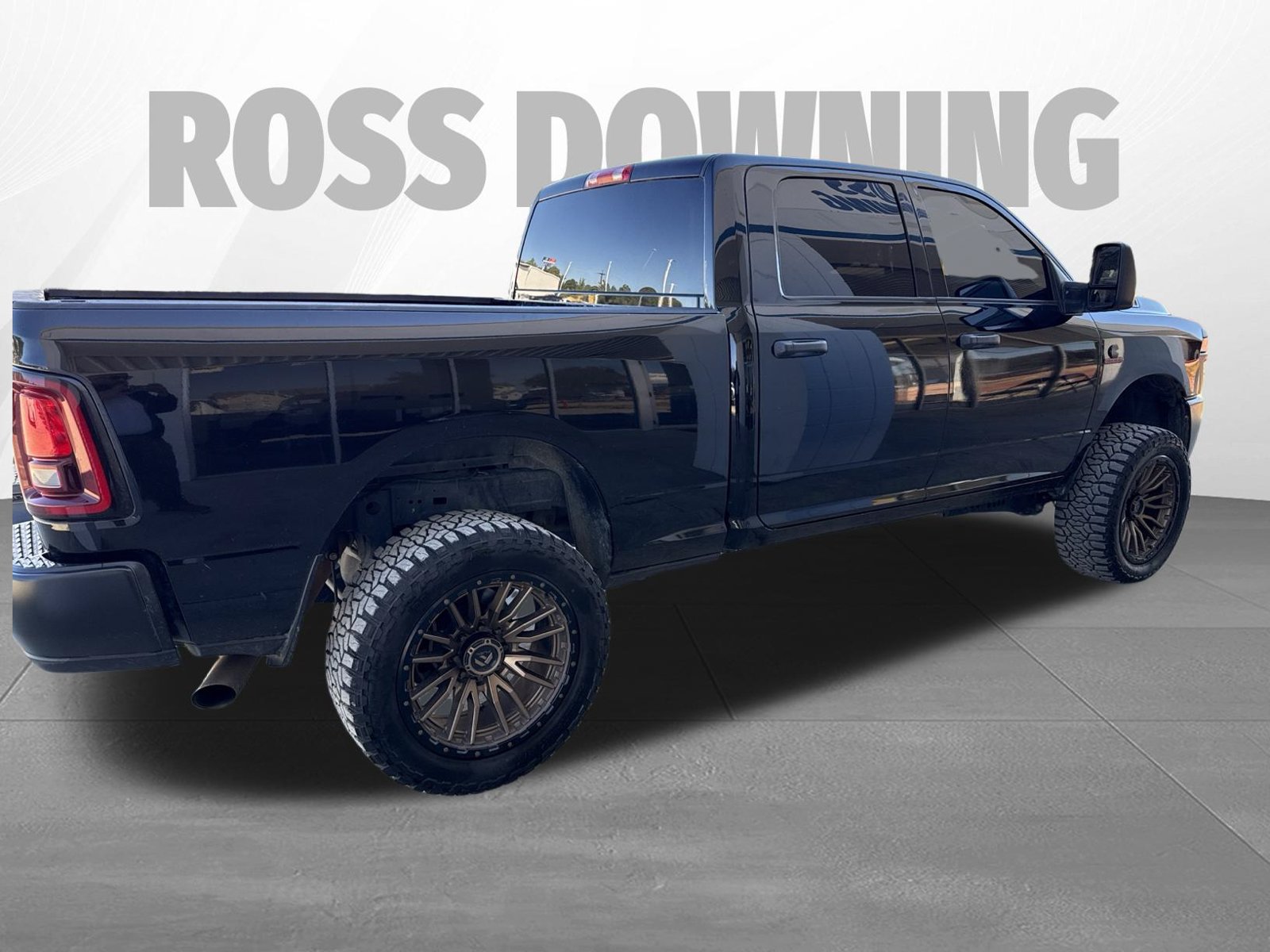 Used 2025 RAM 2500 Tradesman AWD/4WD image 3