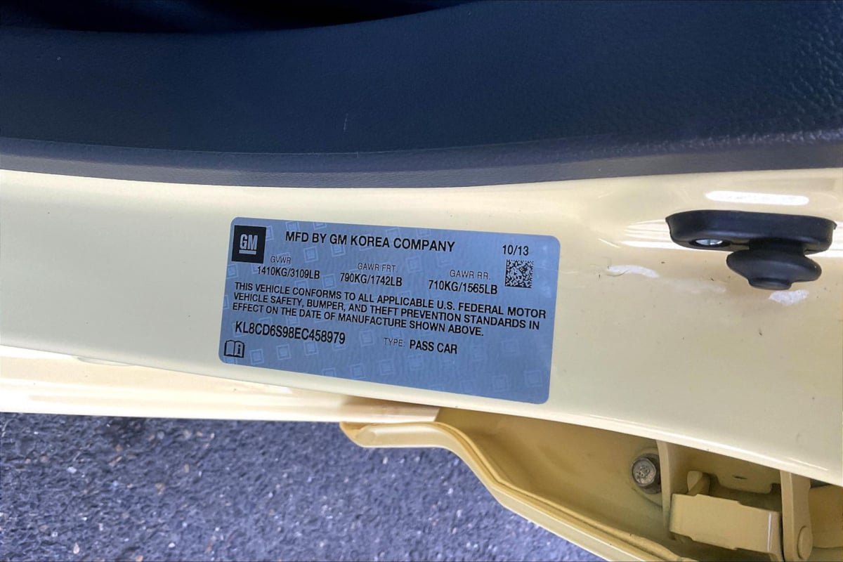 Used 2014 Chevrolet Spark LT FWD image 18