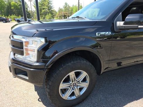 Used 2019 Ford F150 Lariat w/ Equipment Group 502A Luxury AWD/4WD image 13