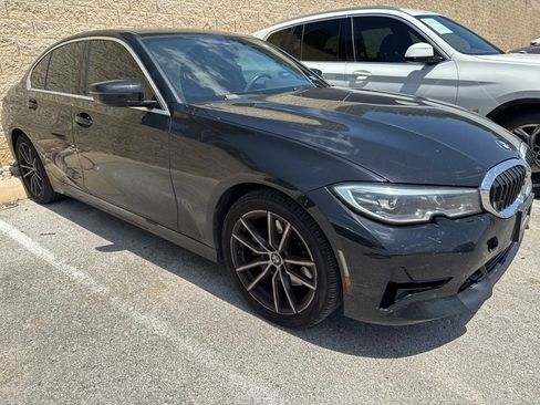 Used 2022 BMW 330i Sedan w/ Driving Assistance Package RWD image 2