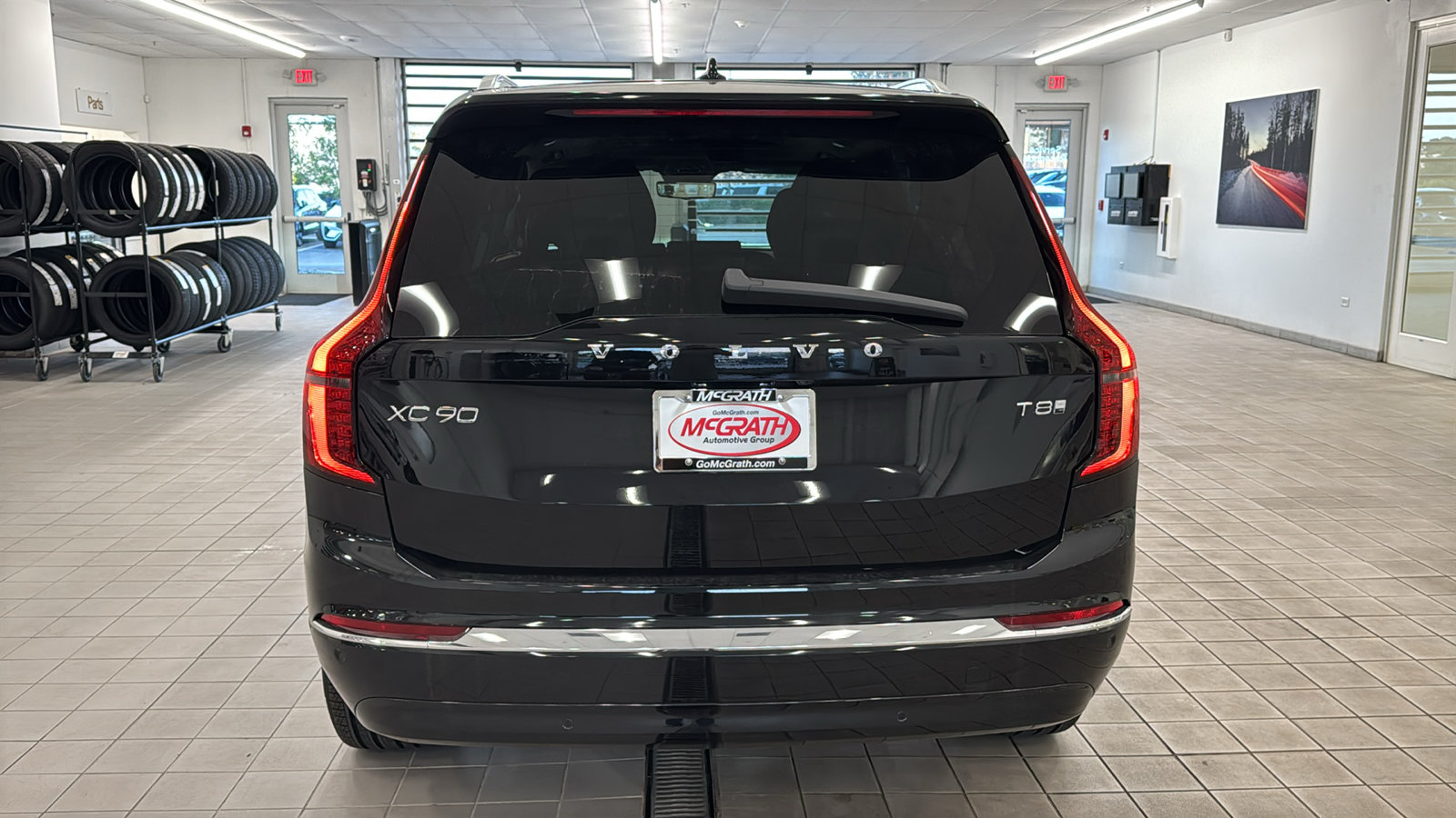 New 2026 Volvo XC90 T8 Plus w/ Protection Package AWD/4WD image 6