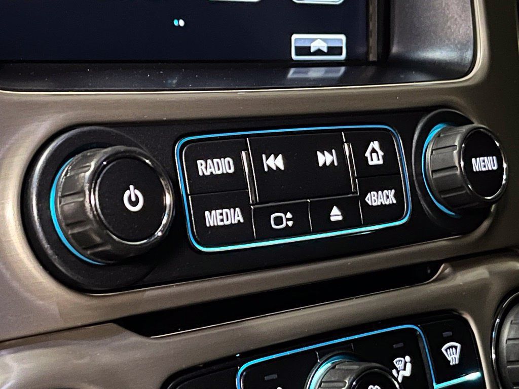 Used 2019 GMC Yukon Denali w/ Denali Ultimate Package AWD/4WD image 13
