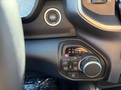 New 2026 RAM 1500 Big Horn AWD/4WD image 33