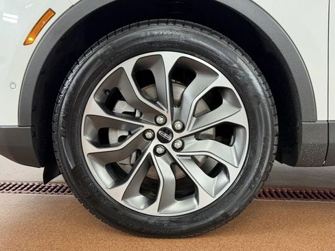 Used 2022 Lincoln Nautilus Reserve w/ Equipment Group 201A AWD/4WD image 8