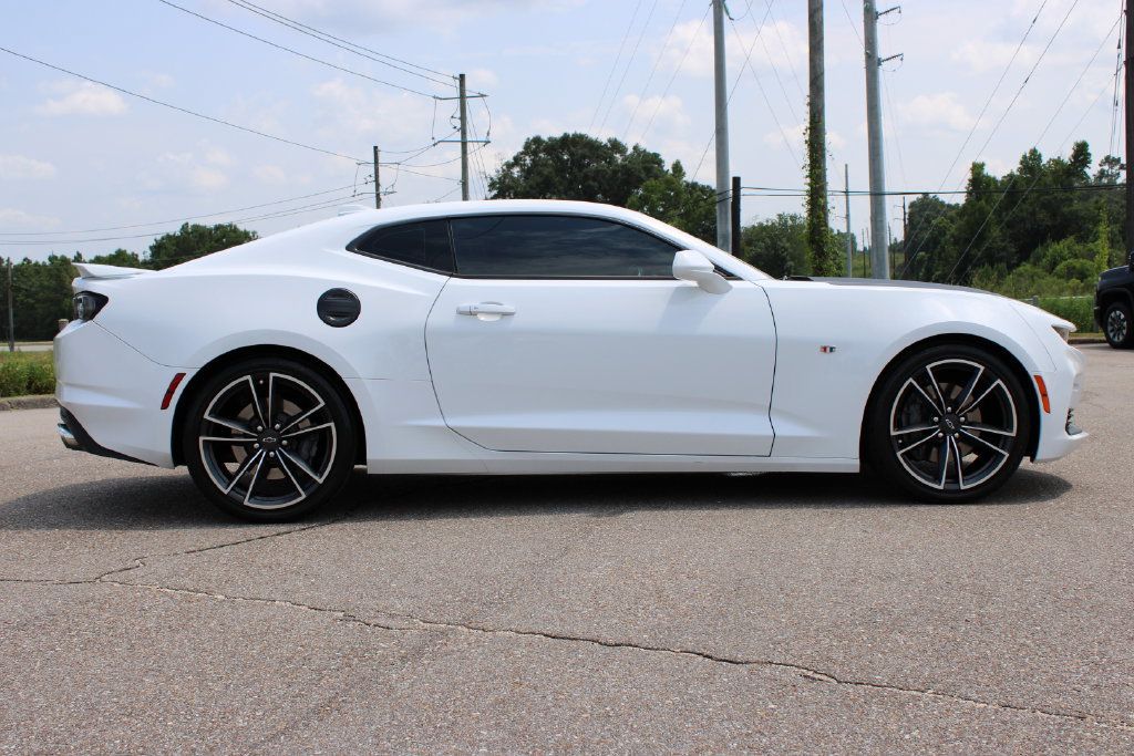 Used 2021 Chevrolet Camaro SS RWD image 5