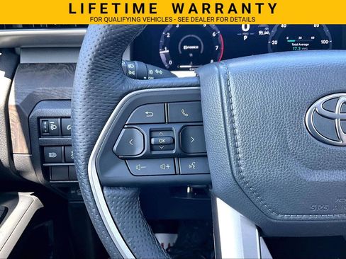 Used 2025 Toyota Tacoma Limited AWD/4WD image 24