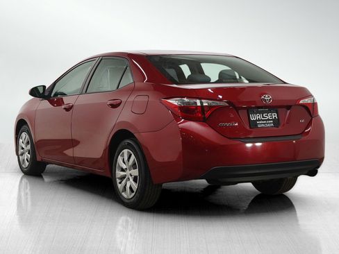 Used 2015 Toyota Corolla LE image 3