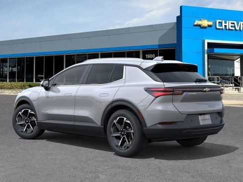 New 2026 Chevrolet Equinox EV LT FWD image 3