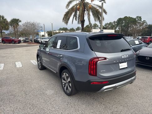 Used 2022 Kia Telluride S image 5