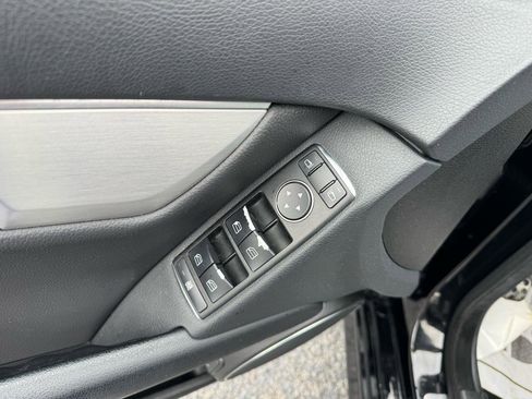 Used 2014 Mercedes-Benz C 250 Sport image 16