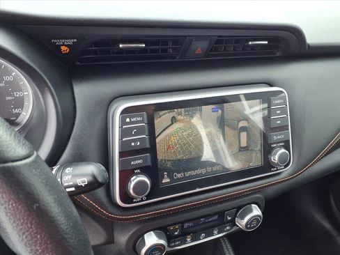 Used 2020 Nissan Kicks SR w/ SR Premium Package image 25