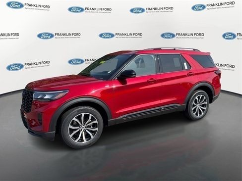 New 2025 Ford Explorer ST-Line image 2