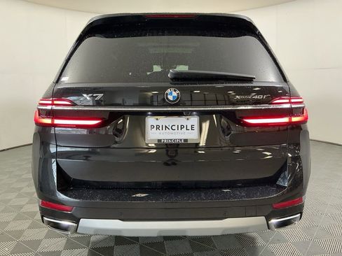 Certified 2025 BMW X7 xDrive40i AWD/4WD image 9