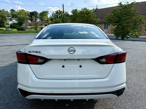Used 2023 Nissan Altima 2.5 S FWD image 6