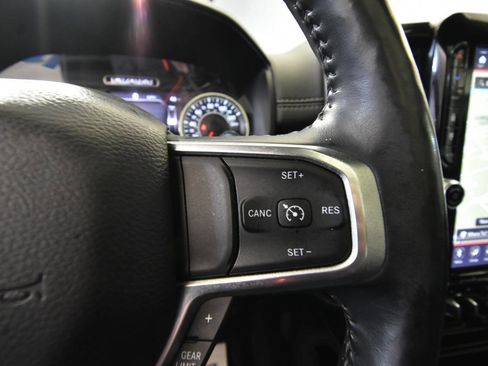 Used 2020 RAM 1500 Laramie image 32