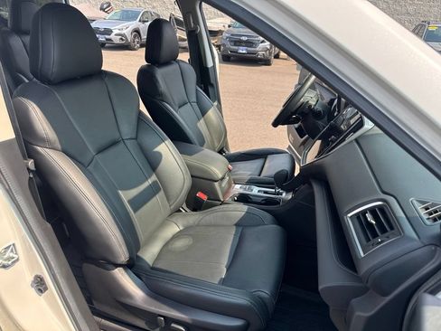 Used 2024 Subaru Ascent Touring AWD/4WD image 14