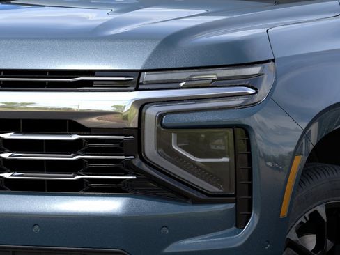New 2026 Chevrolet Suburban LT w/ Comfort Package AWD/4WD image 10