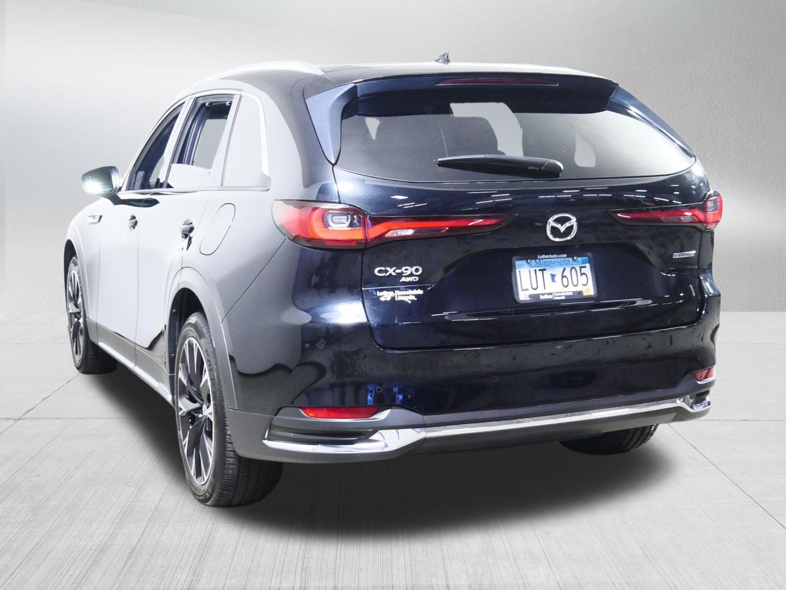 Used 2024 MAZDA CX-90 Plug-In Hybrid w/ Premium Plus AWD/4WD image 5