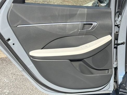 Certified 2025 Hyundai Sonata SE image 20