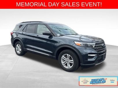 Certified 2022 Ford Explorer XLT w/ Equipment Group 202A