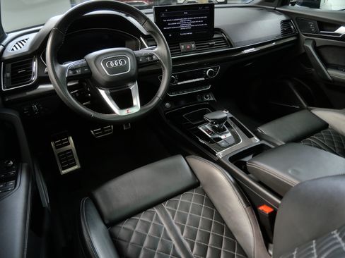 Used 2023 Audi SQ5 Premium Plus w/ Premium Plus Package AWD/4WD image 2