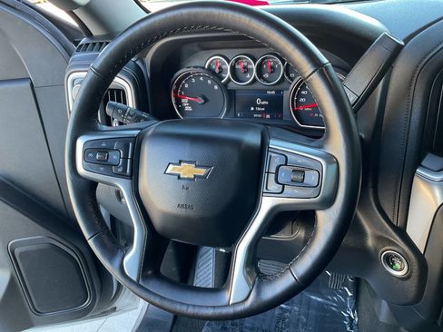 Used 2022 Chevrolet Silverado 1500 LT image 25