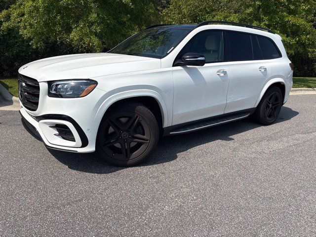 Used 2024 Mercedes-Benz GLS 450 4MATIC image 1