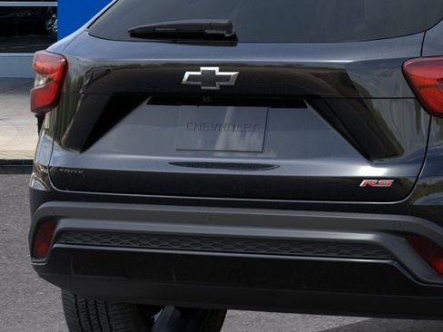 New 2026 Chevrolet Trax RS FWD image 38