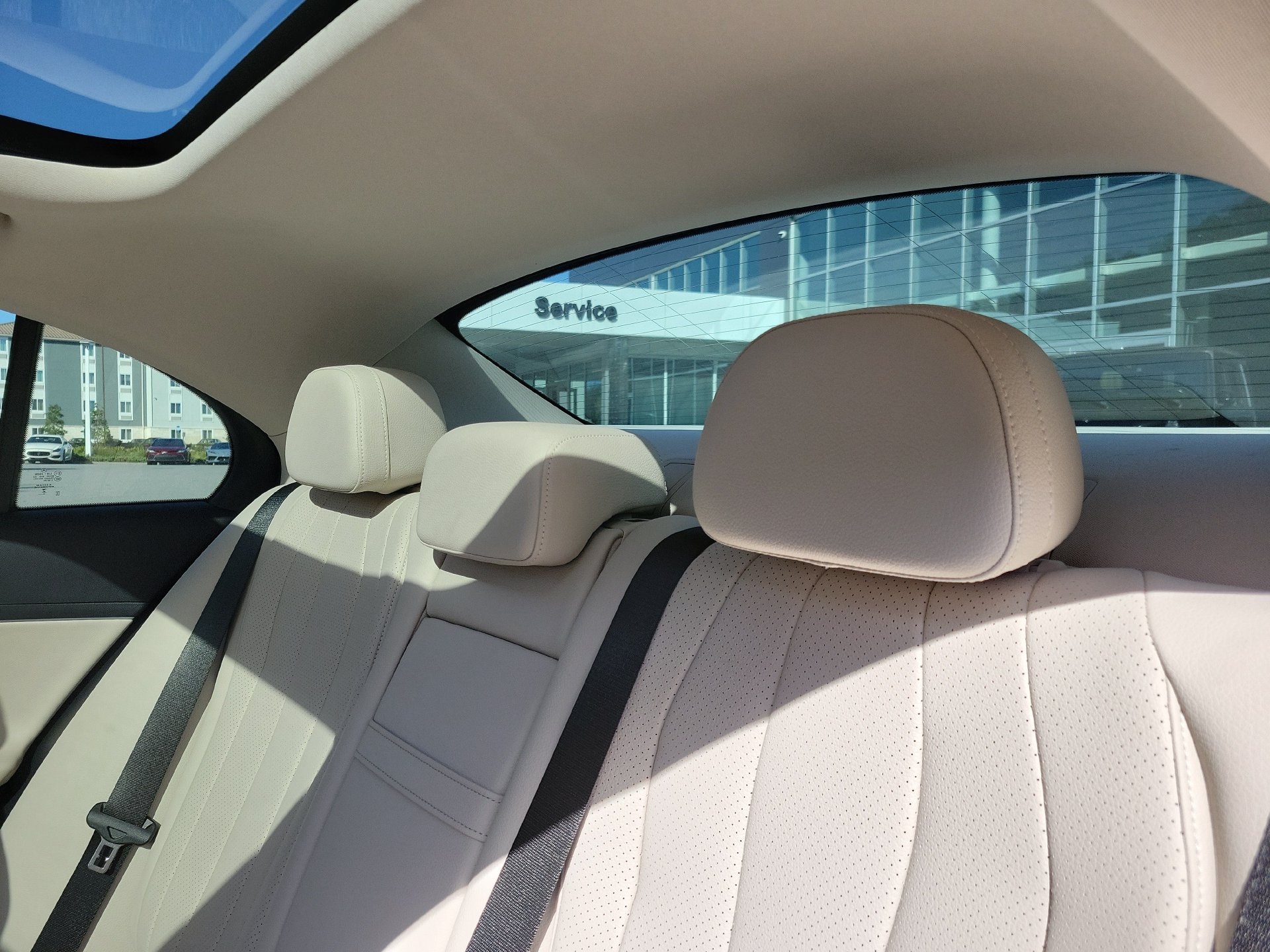 Used 2025 Mercedes-Benz E 350 Sedan w/ Winter Package image 19
