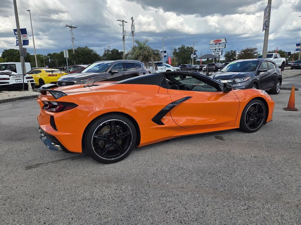 Used 2022 Chevrolet Corvette Stingray Premium Conv w/ Z51 Performance Package RWD image 12