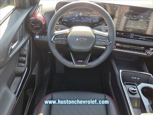 Used 2026 Chevrolet Equinox RS w/ Convenience Package III FWD image 11