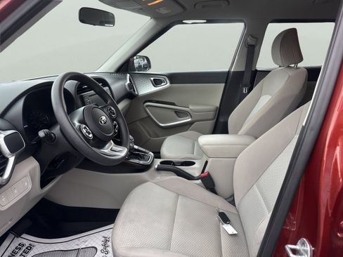Used 2020 Kia Soul LX FWD image 23