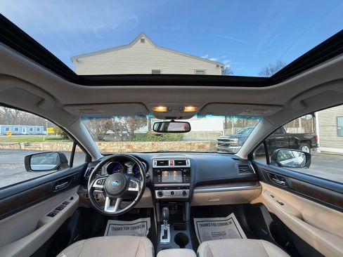 Used 2016 Subaru Outback 2.5i Limited AWD/4WD image 30